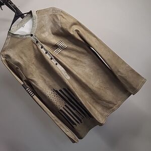 XL long sleeves polo style shirt.faux suade